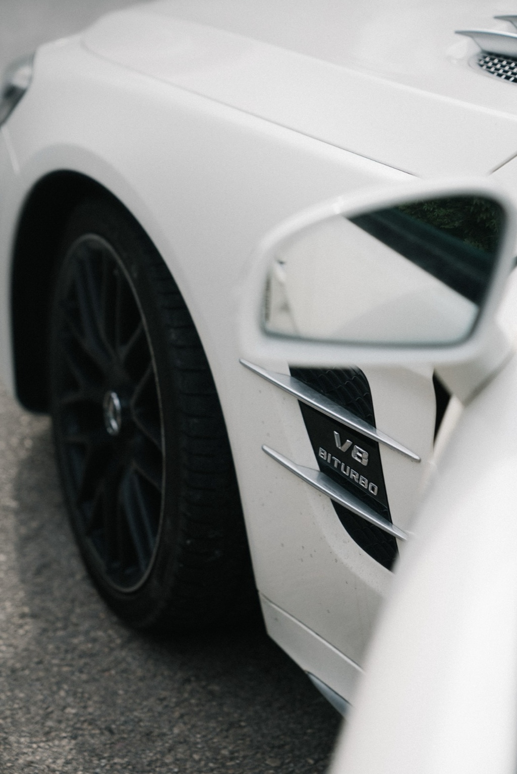 detal V8 Biturbo Mercedes AMG