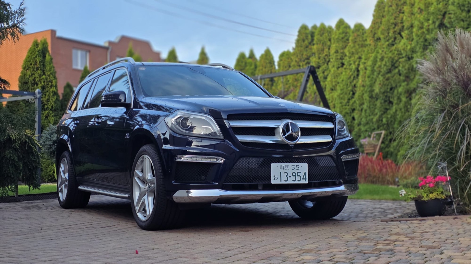 Mercedes GL z Japonii